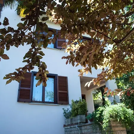Casa La * Amelia